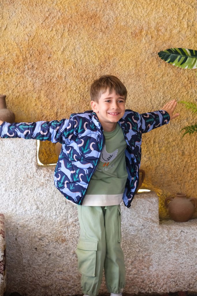 At Desenli Şişme Mont