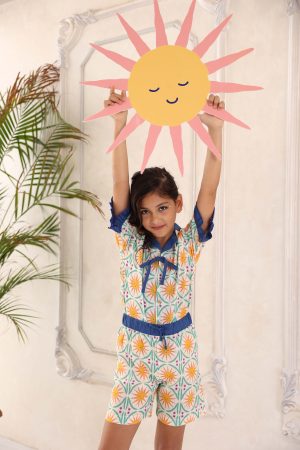 Güneş Desenli Kız Çocuk Kısa Kollu Yazlık Bluz (Pamuk & Keten Karışımı)